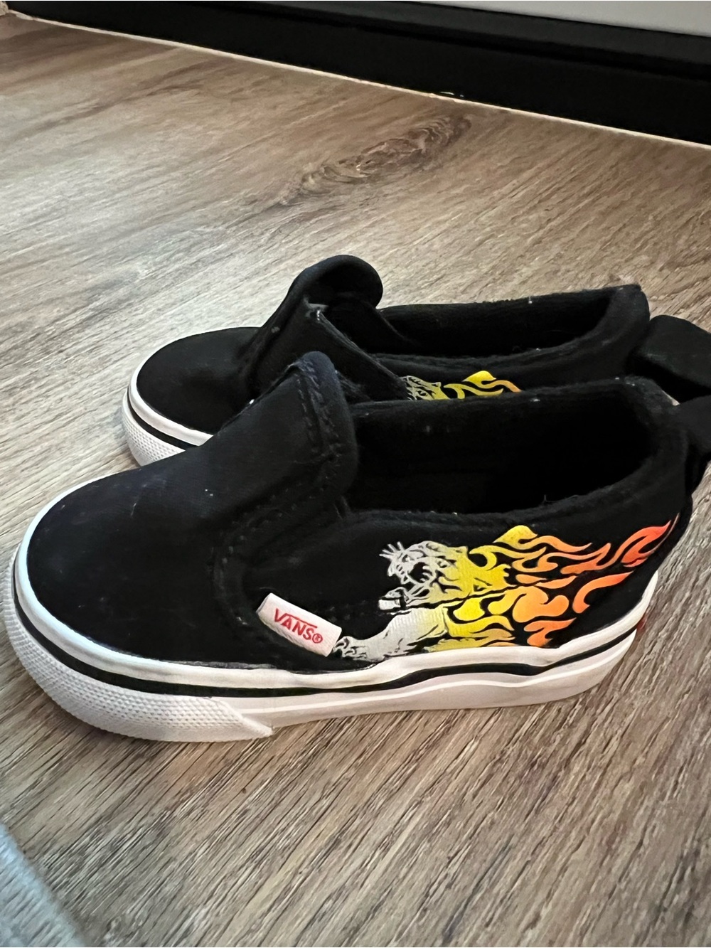 Vans baby/toddler Slip-On Sneakers with Flame Rider Graphic - Black/Yellow/Orang